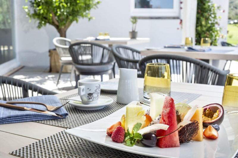 Li Neuli Country Club Ξενοδοχείο San Pantaleo Εξωτερικό φωτογραφία