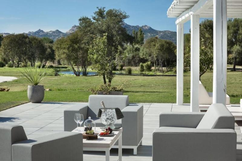 Li Neuli Country Club Ξενοδοχείο San Pantaleo Εξωτερικό φωτογραφία